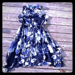 COPY - Simply Vera wang floral dress